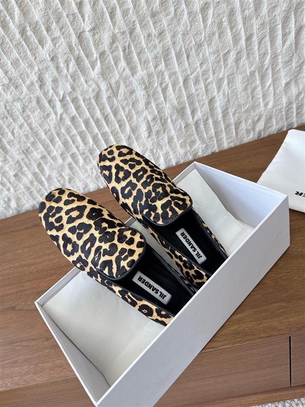 20251127171419931 320